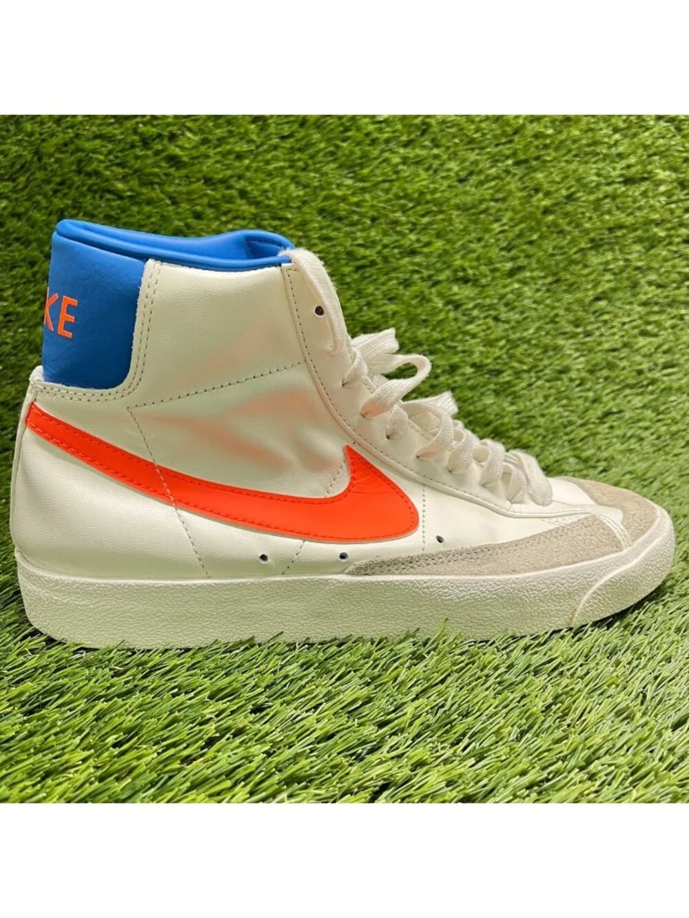Nike Blazer Mid '77 Sail Total Orange Womens Size 9.5 Athletic Shoes Sneakers